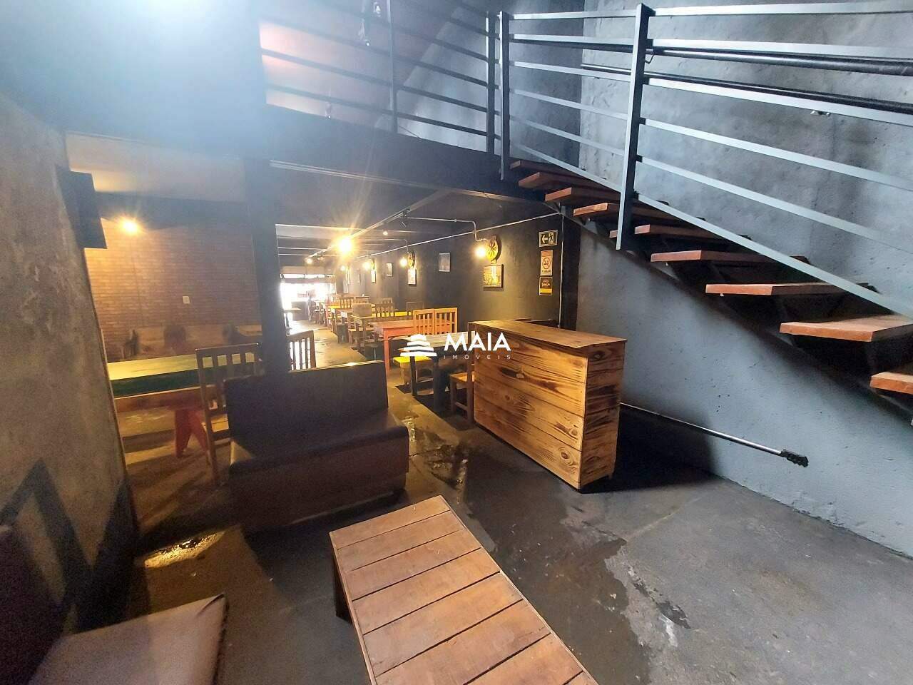 Comercial para aluguel no Irmãos Soares: 