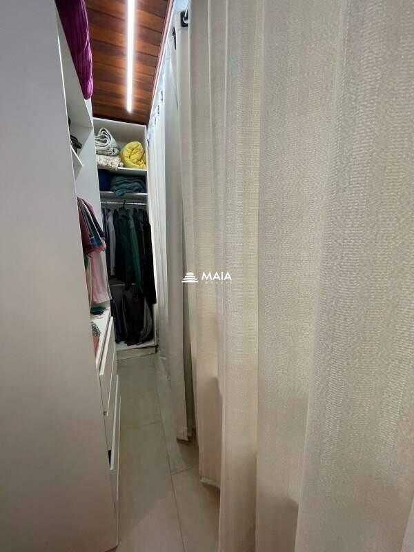 Apartamento à venda no Universitário: 