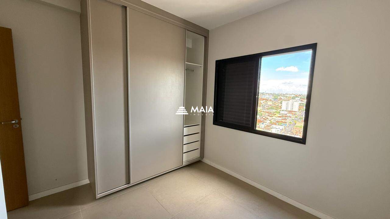 Apartamento à venda no Mercês: 