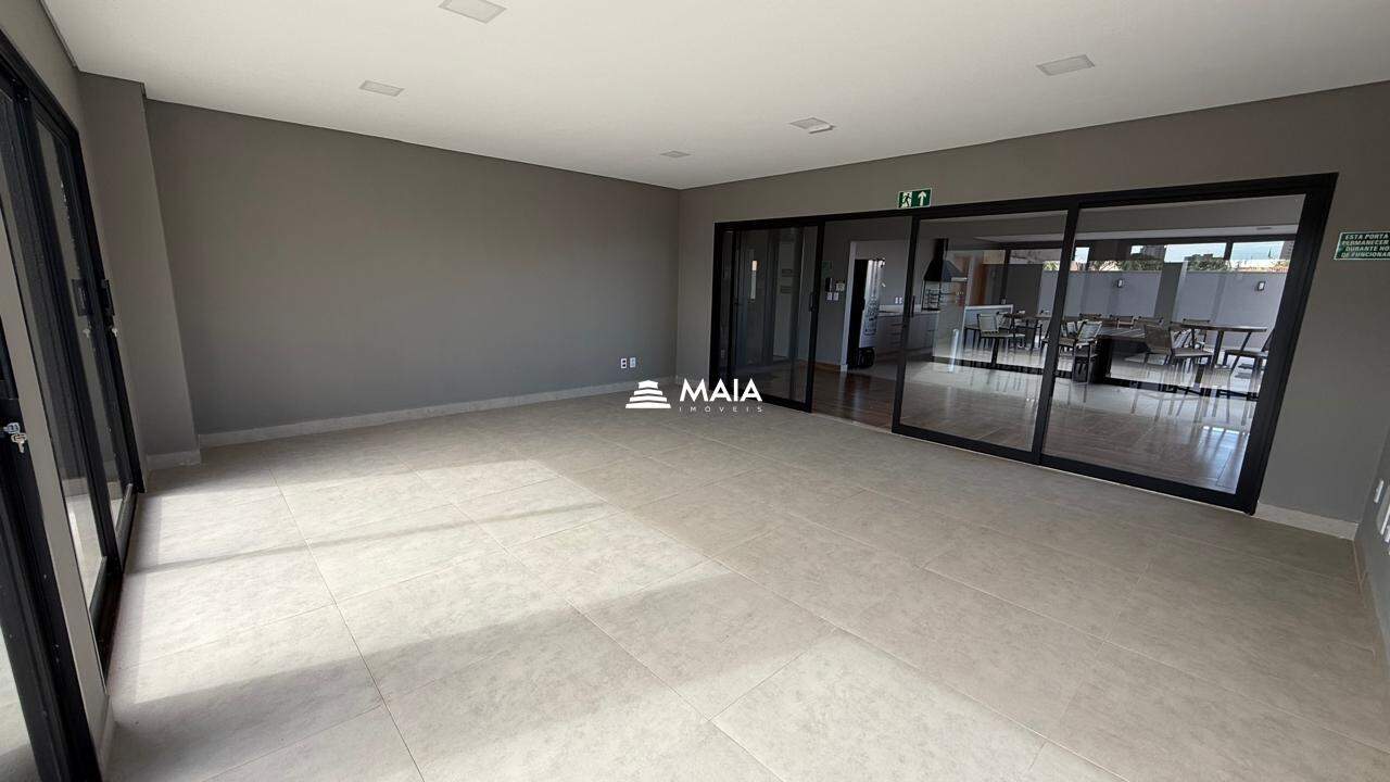 Apartamento à venda no Mercês: 