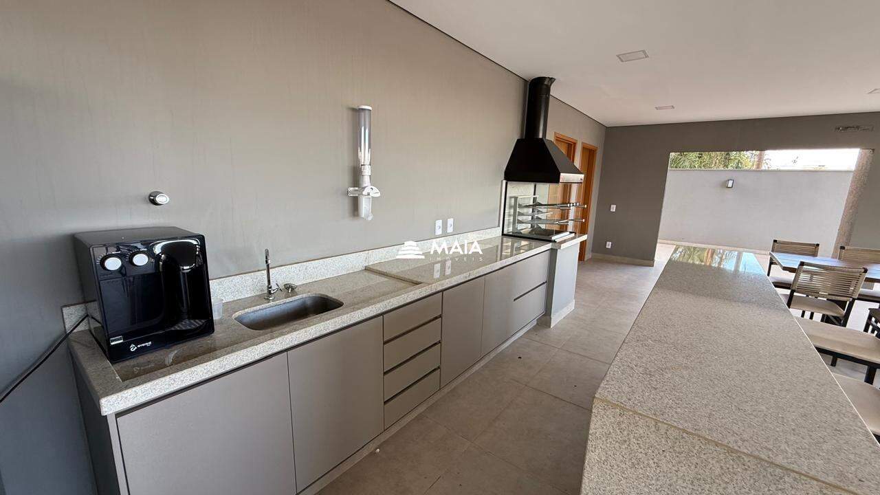 Apartamento à venda no Mercês: 