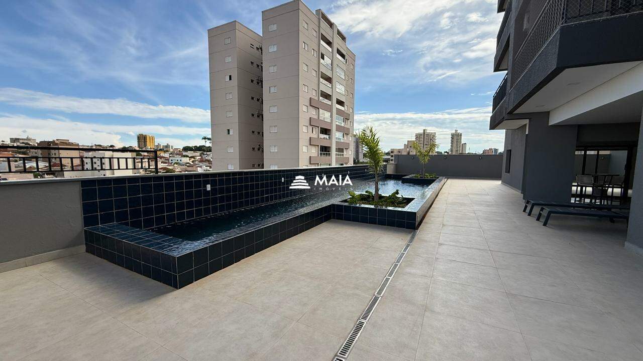 Apartamento à venda no Mercês: 