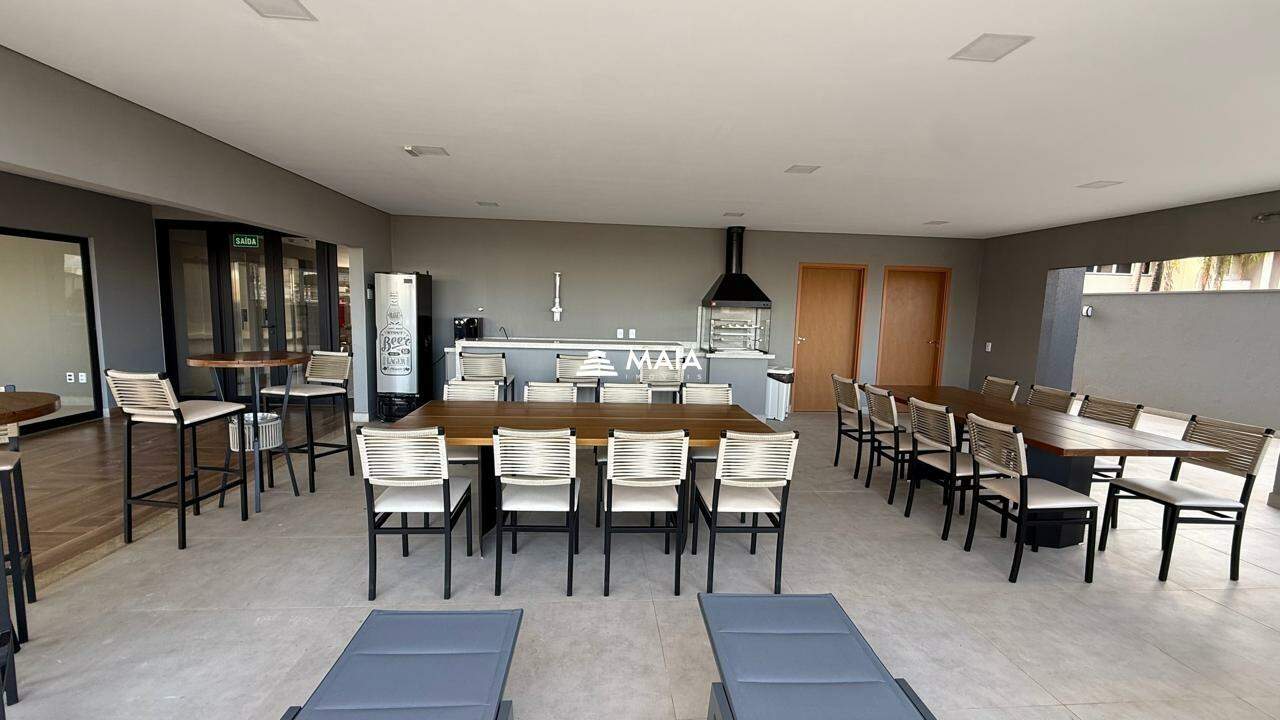 Apartamento à venda no Mercês: 