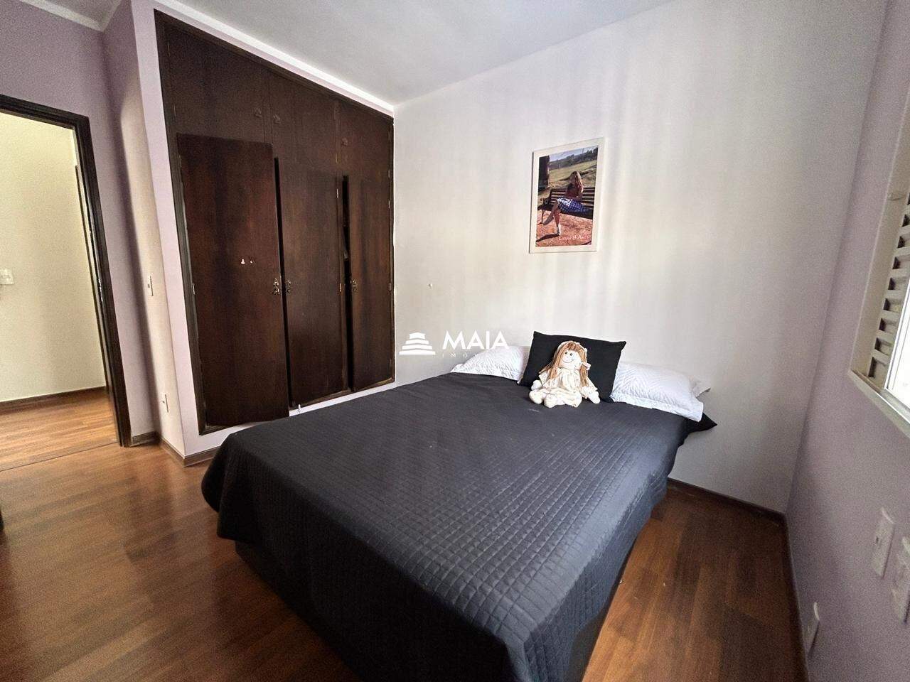 Casa à venda no Vila Olímpica: 