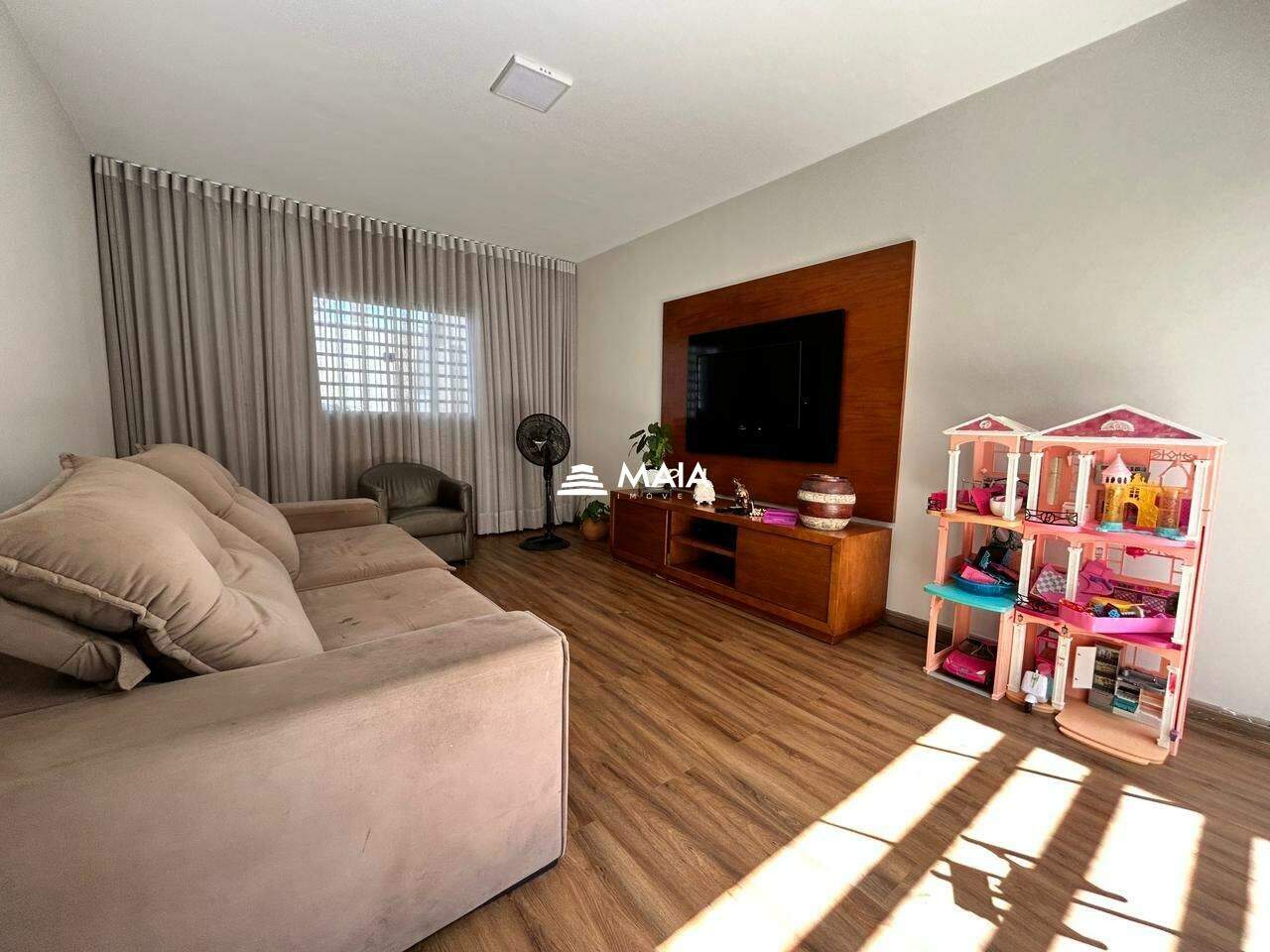 Casa à venda no Vila Olímpica: 