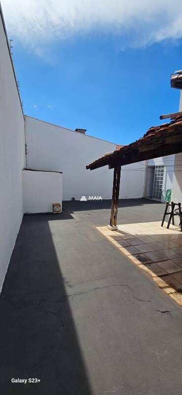 Casa à venda no Beija Flor II: 