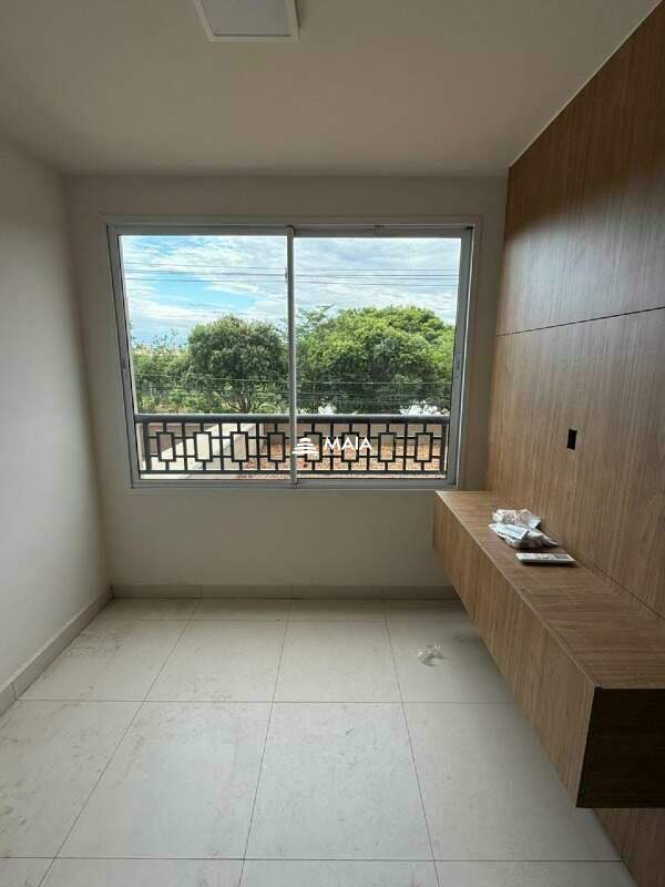 Apartamento para aluguel no Frei Eugênio: 