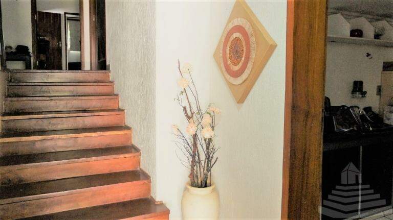 Casa à venda no Mercês: 