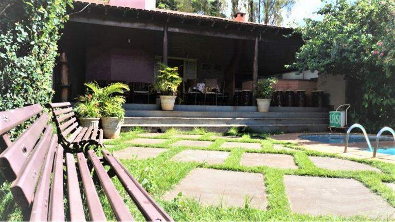 Casa à venda no Mercês: 