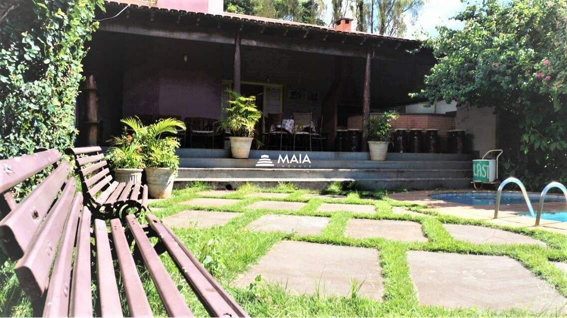 Casa à venda no Mercês: 