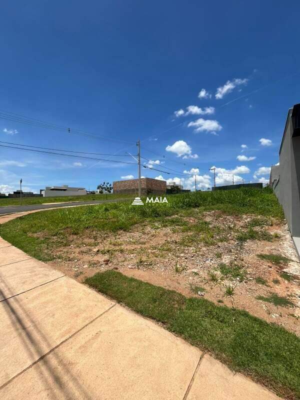 Terreno em Condomínio à venda no Damha III - Res. Uberaba: 