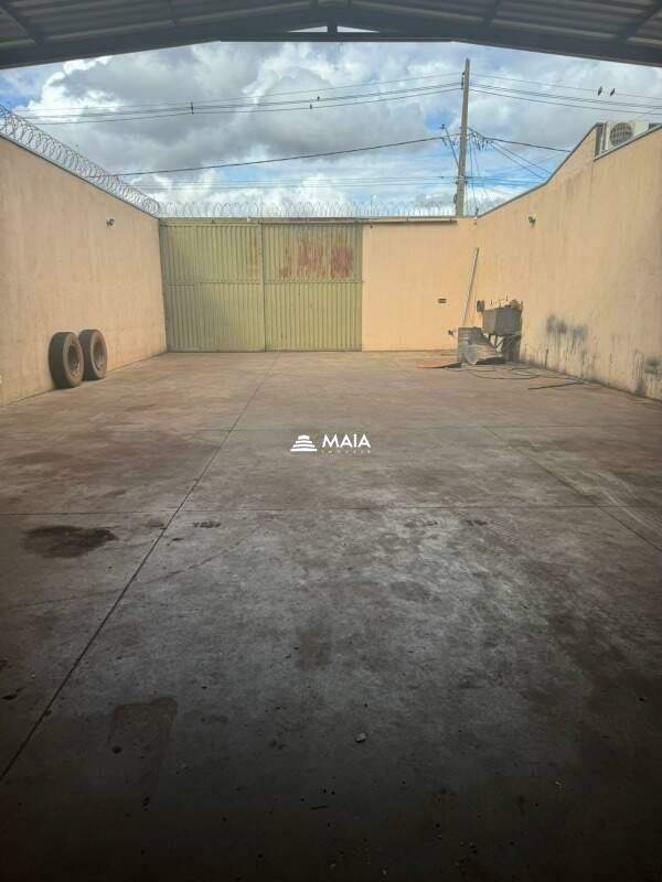 Galpão à venda no Parque das Laranjeiras: 