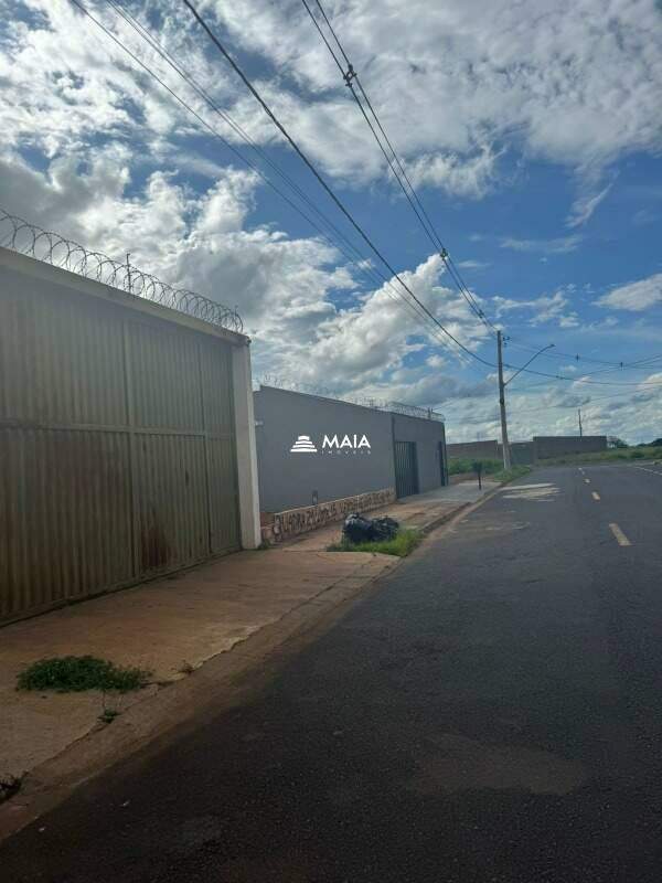 Galpão à venda no Parque das Laranjeiras: 