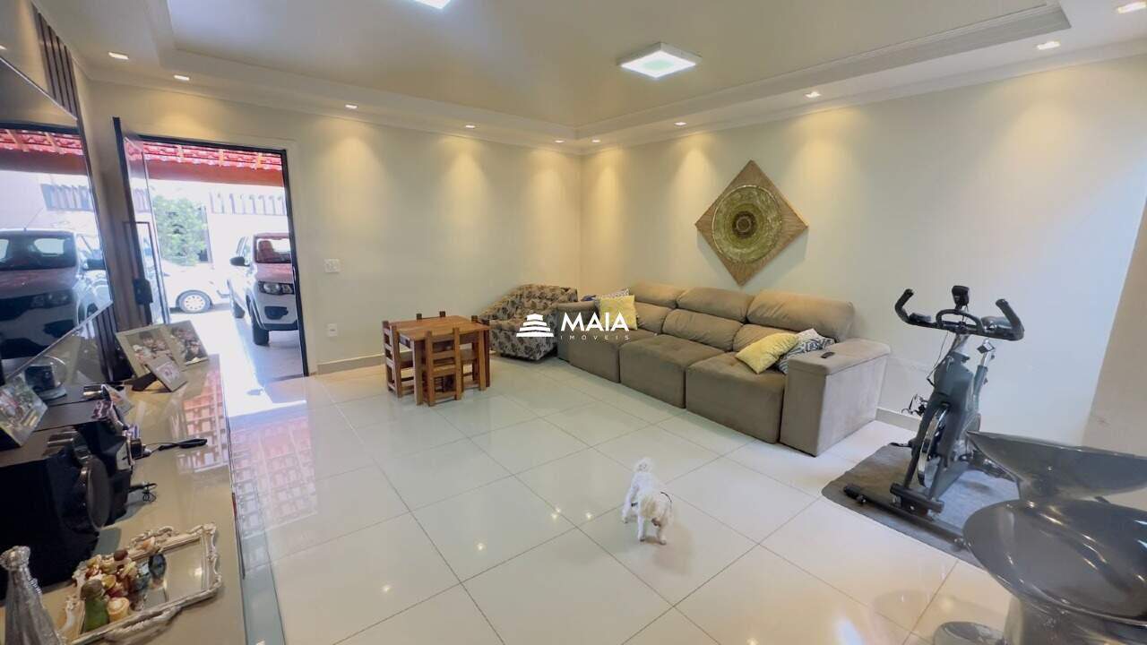 Casa de Condomínio à venda no Portal Beija Flor: 