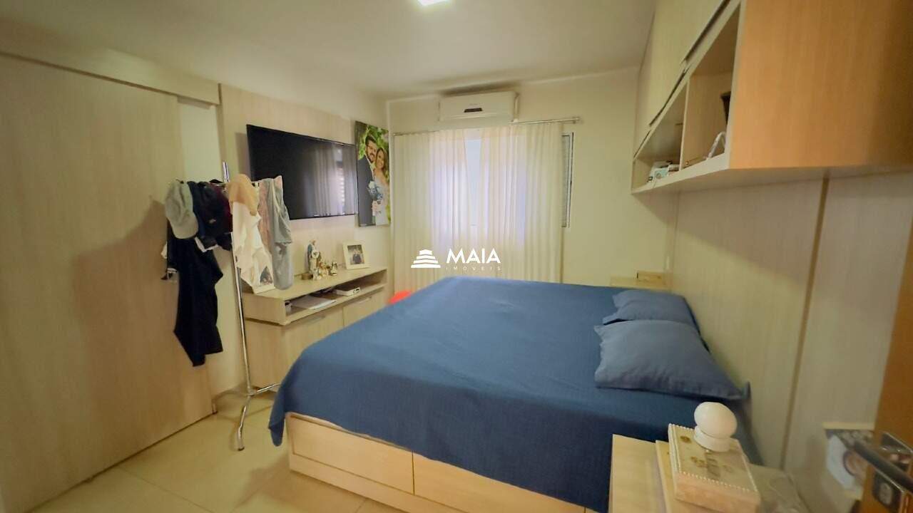 Casa de Condomínio à venda no Portal Beija Flor: 