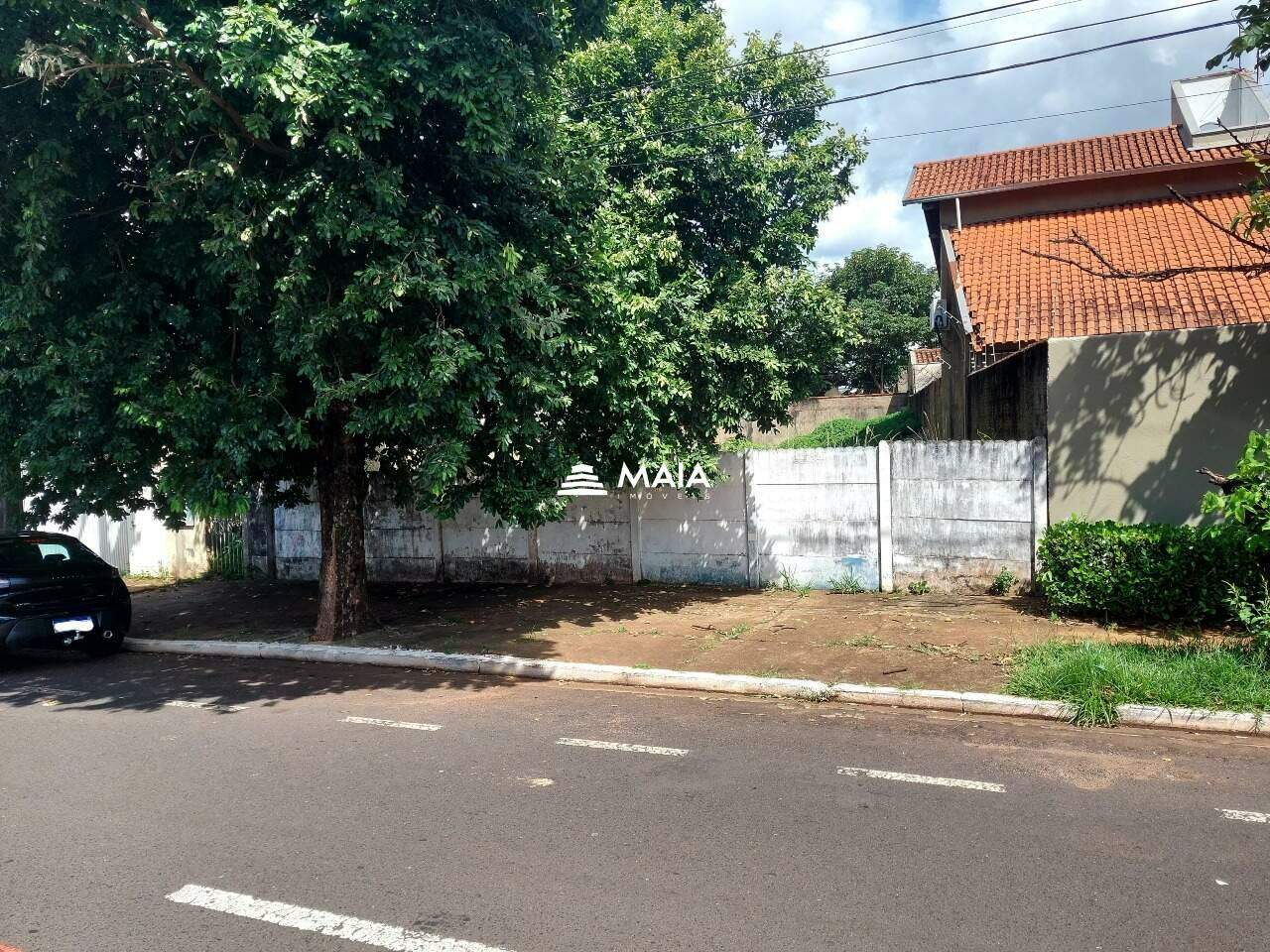 Terreno à venda no bairro Santos Dumont