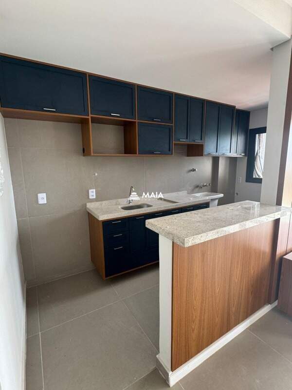 Apartamento à venda no Mercês: 