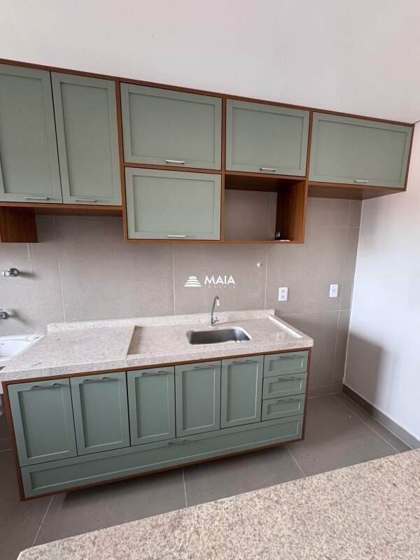 Apartamento à venda no Mercês: 