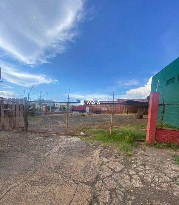 Terreno/Área para aluguel no Jardim Induberaba: 