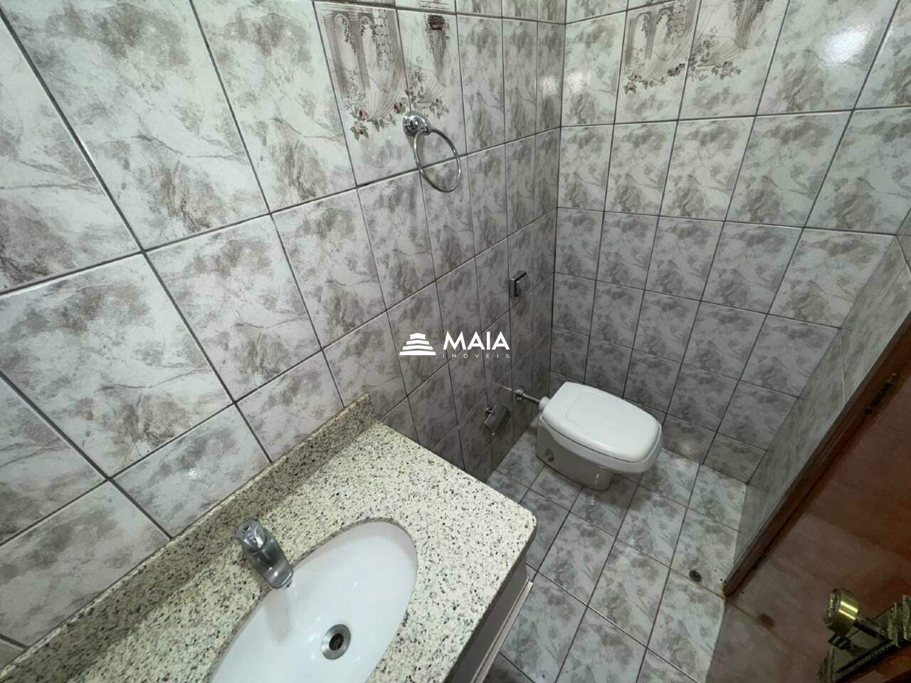 Casa à venda no Manoel Mendes: 