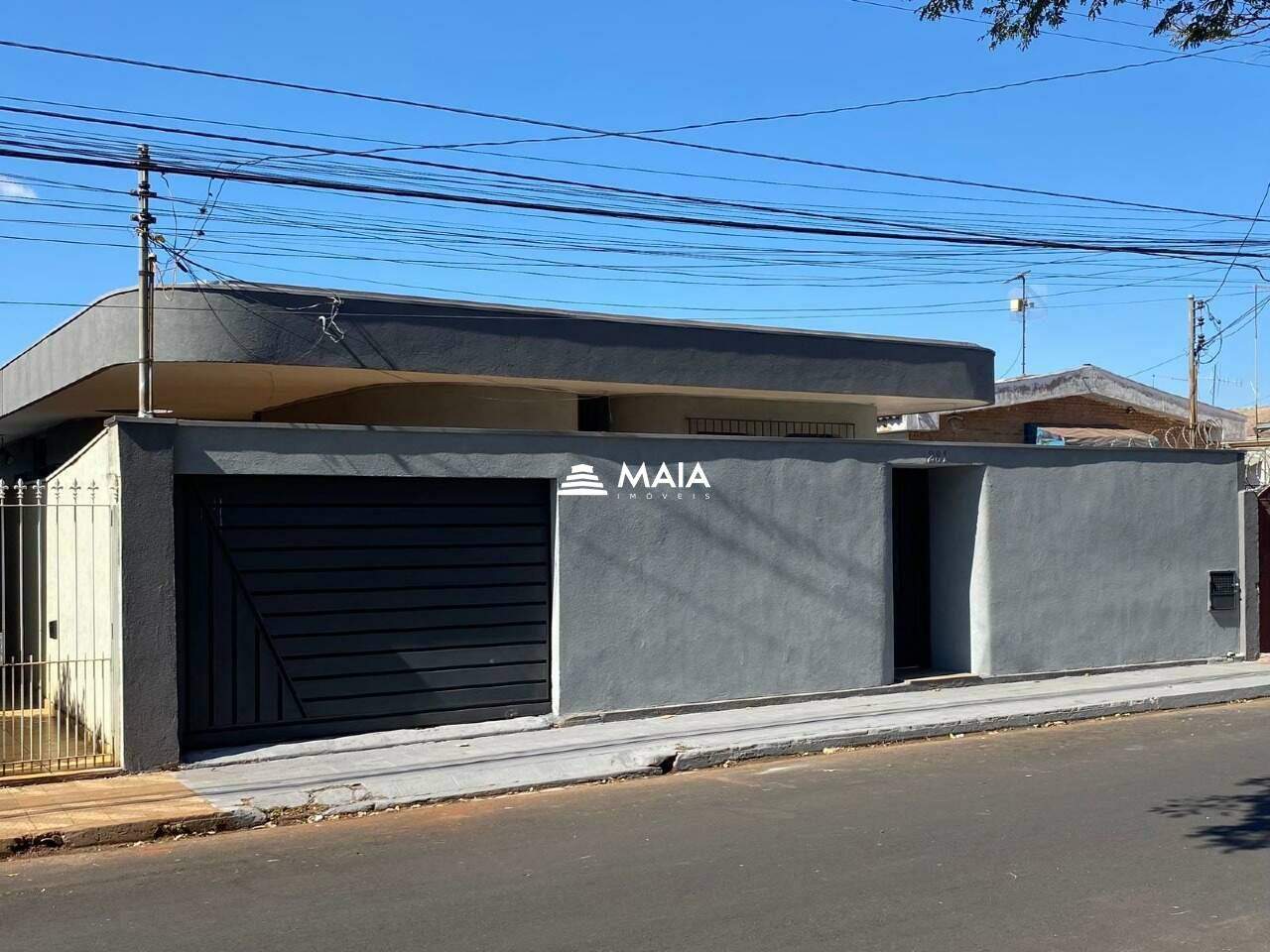 Casa para aluguel no Santa Marta: 