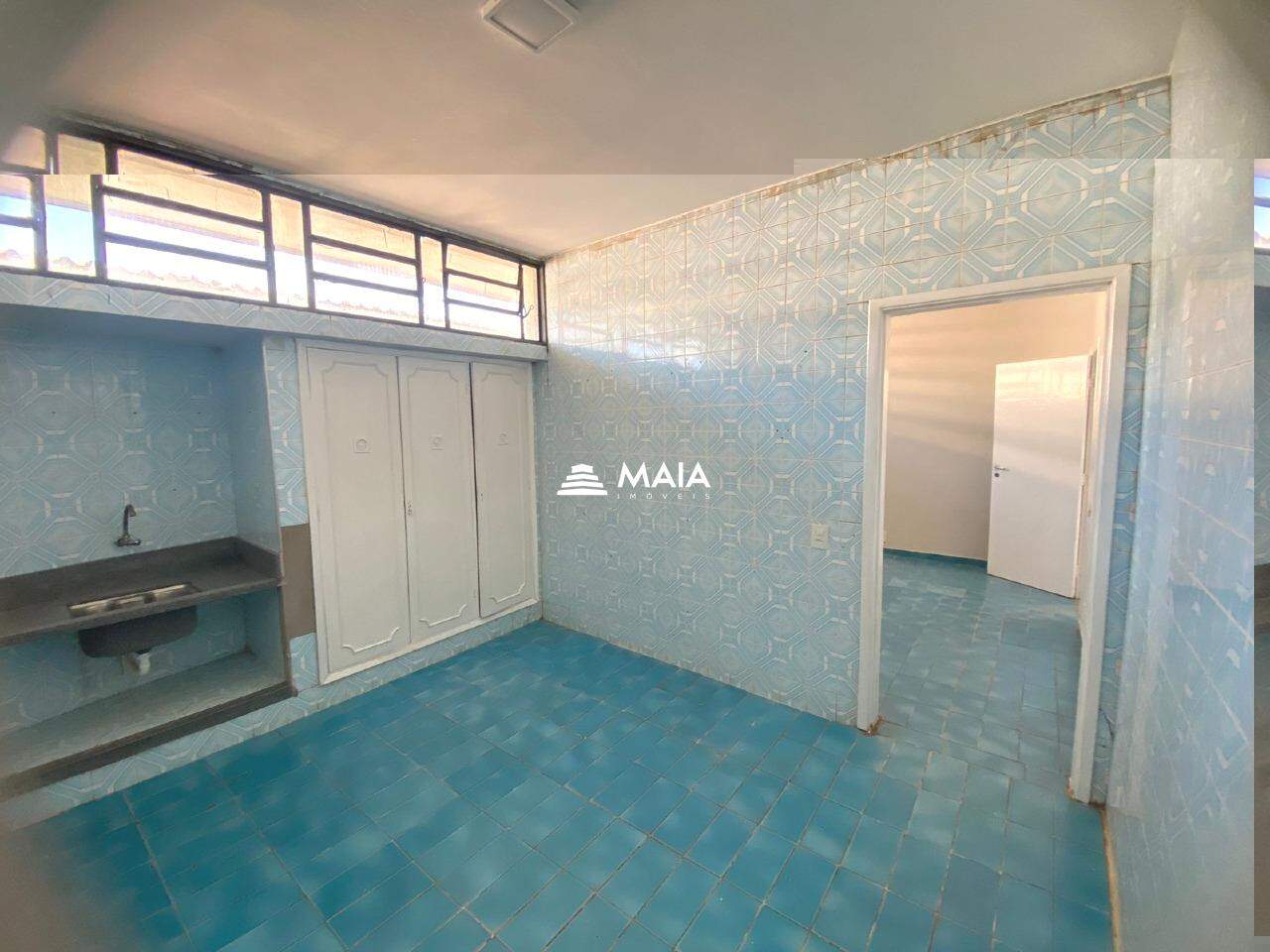 Casa para aluguel no Santa Marta: 