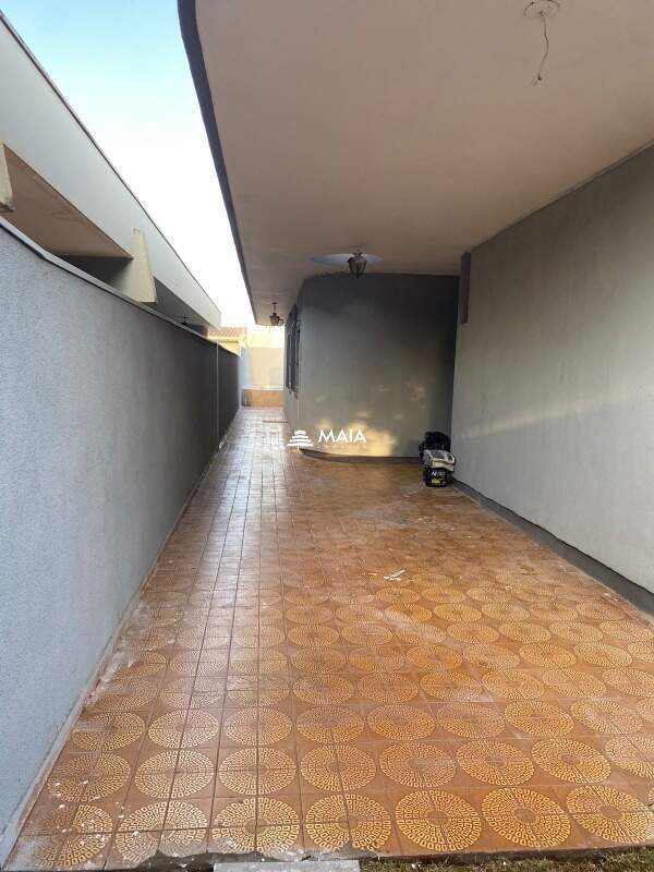 Casa para aluguel no Santa Marta: 