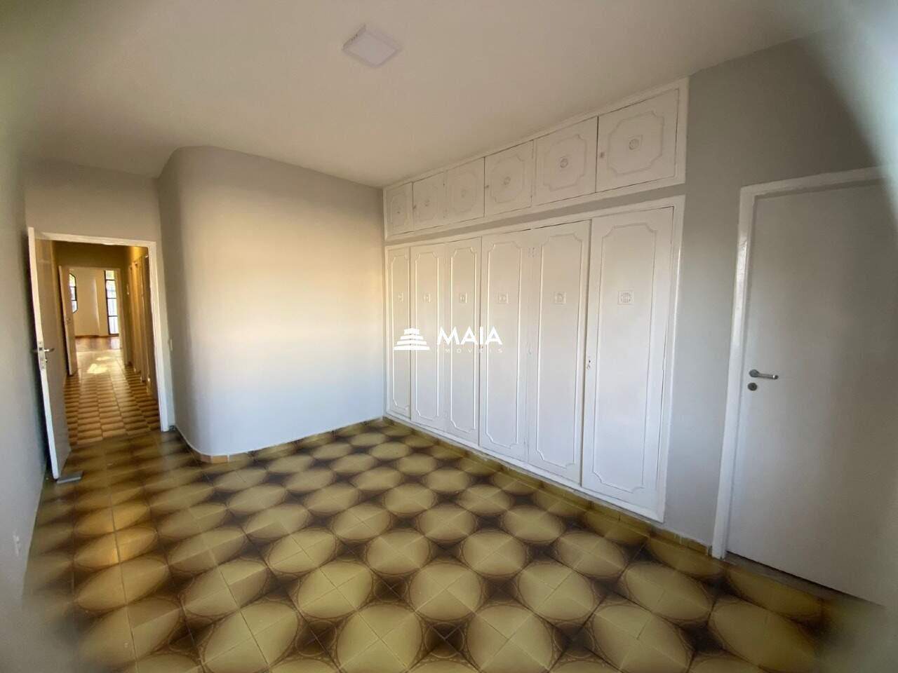 Casa para aluguel no Santa Marta: 