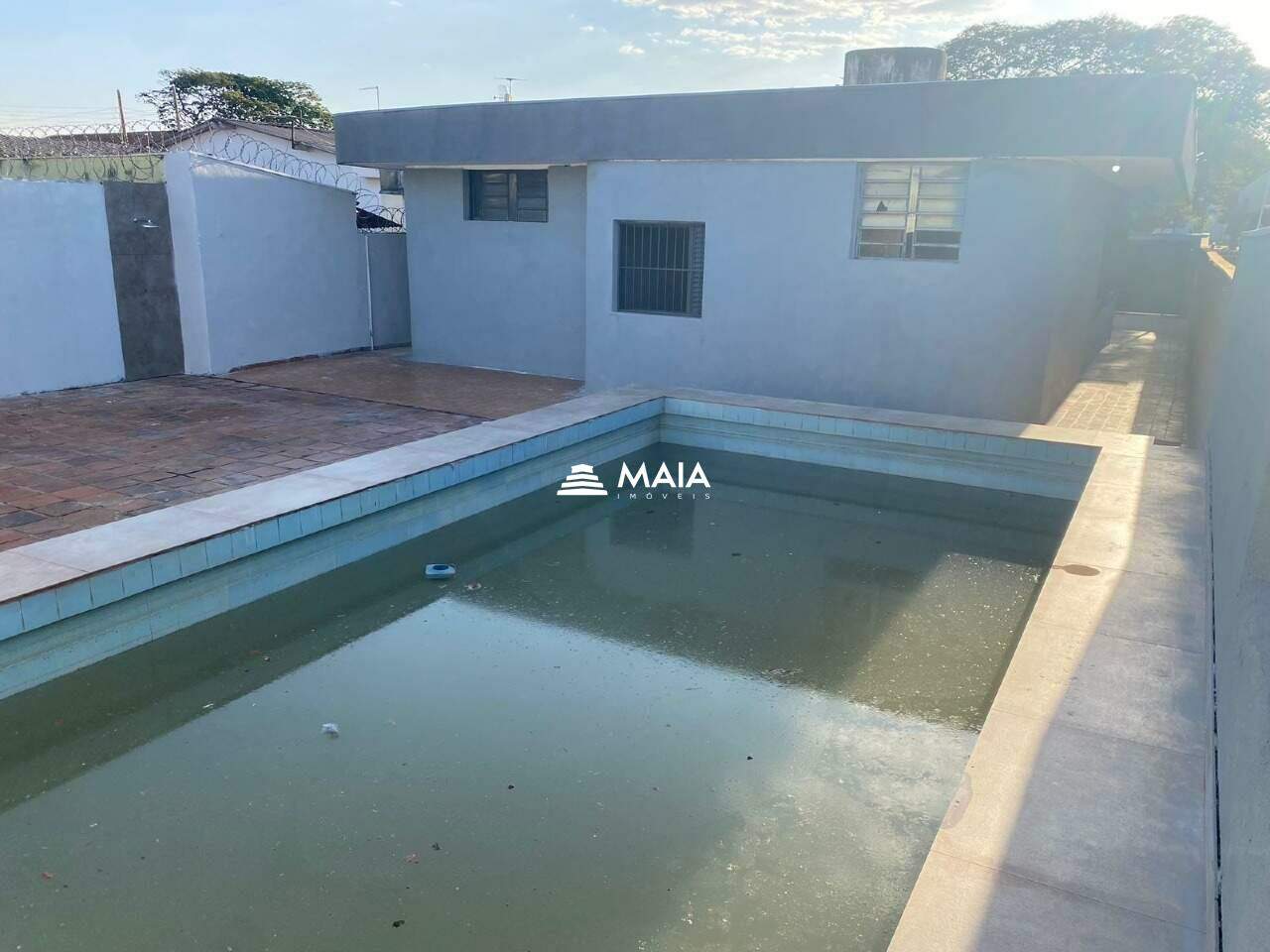 Casa para aluguel no Santa Marta: 