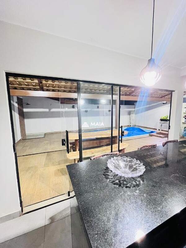 Casa à venda no Beija Flor: 