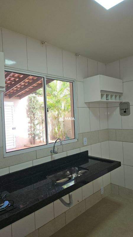 Casa à venda no Beija Flor II: 