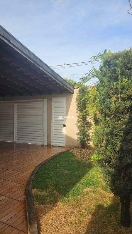 Casa à venda no Beija Flor II: 