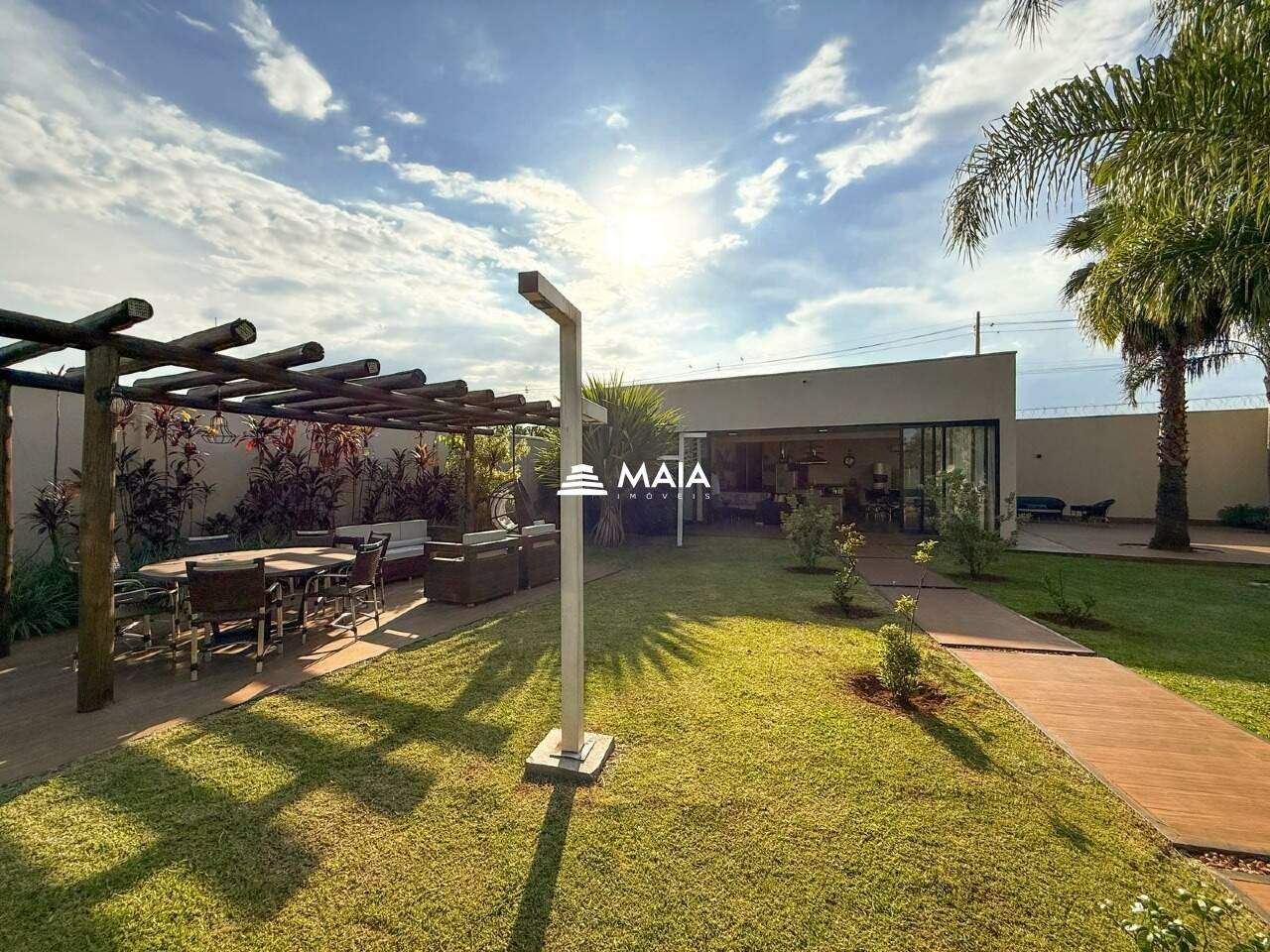 Casa de Condomínio à venda no Residencial Mário de Almeida Franco: 