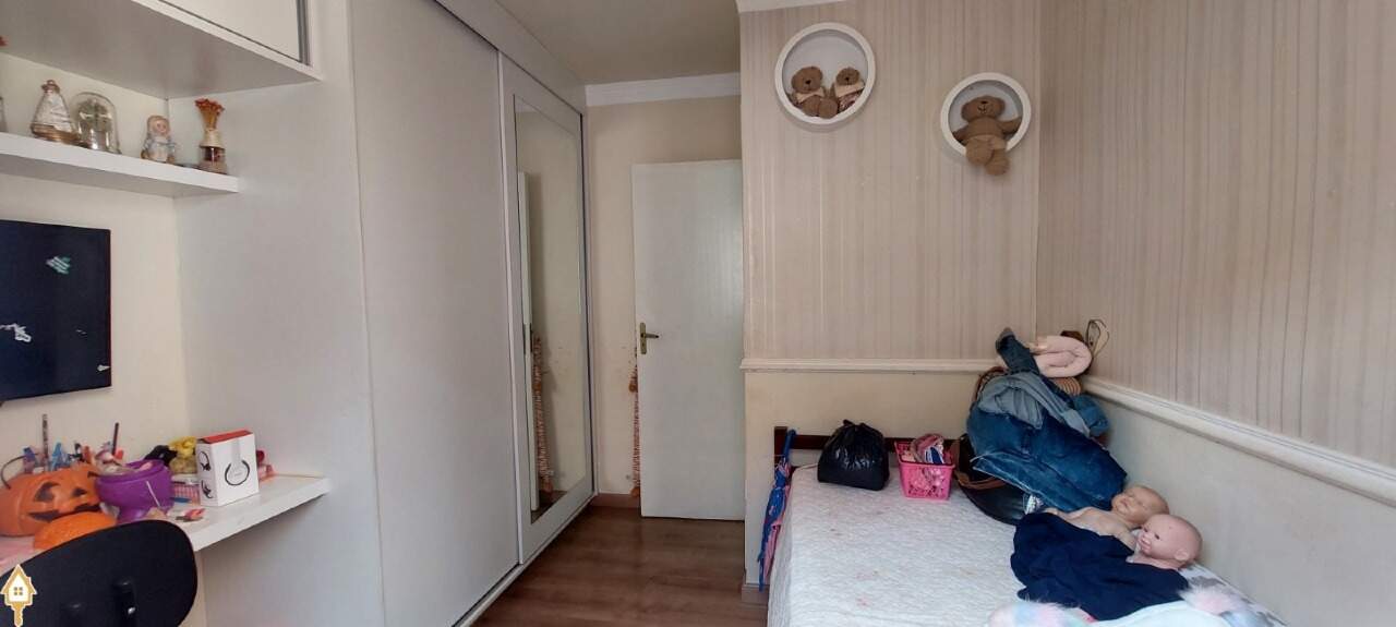 Casa de Condomínio à venda no Portal Beija Flor: 