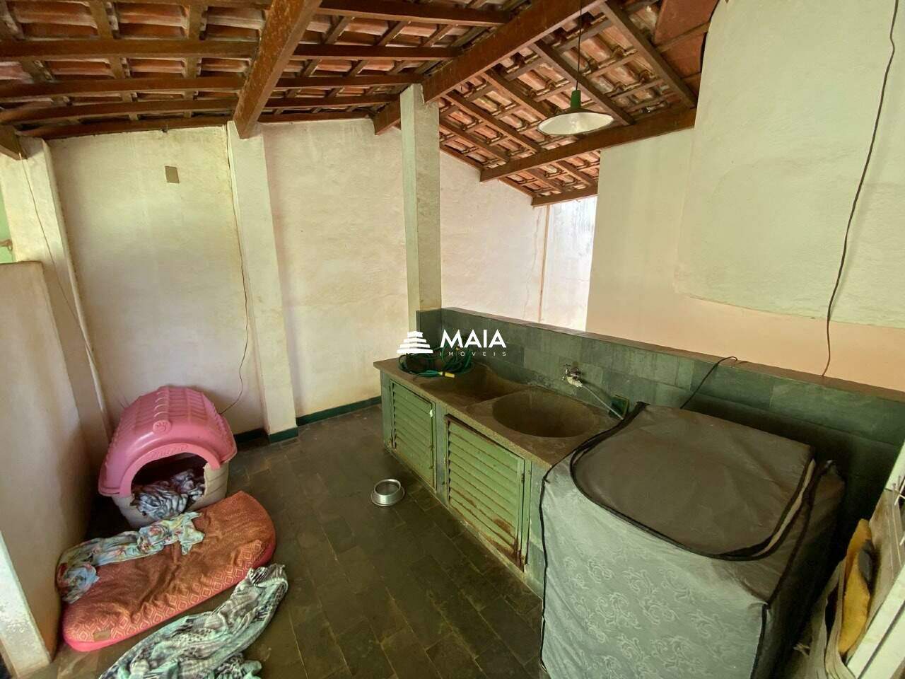 Casa para aluguel no Santa Maria: 