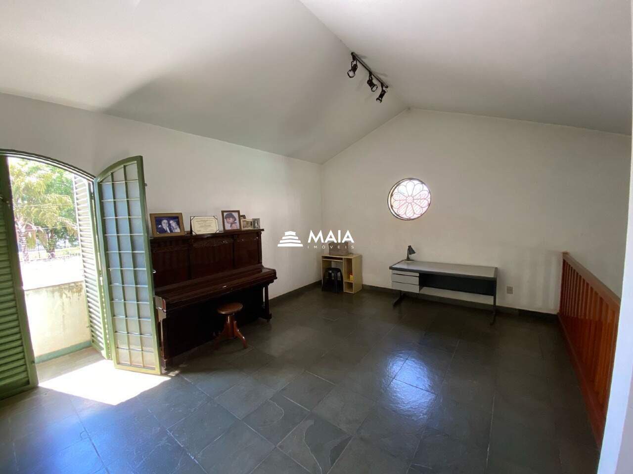 Casa para aluguel no Santa Maria: 