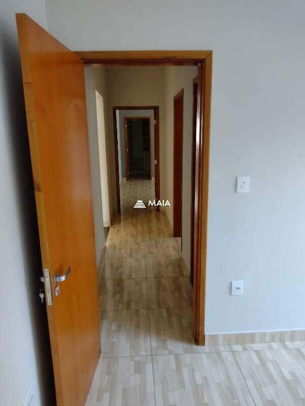 Casa à venda no Jardim Nenê Gomes: 