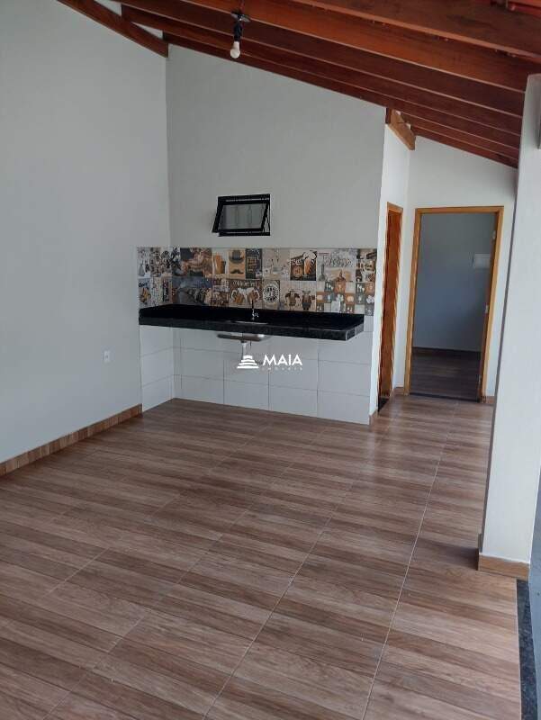 Casa à venda no Jardim Nenê Gomes: 