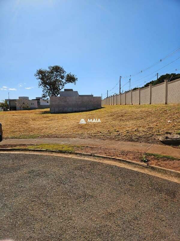 Terreno em Condomínio à venda no Cyrela Landscape II: 