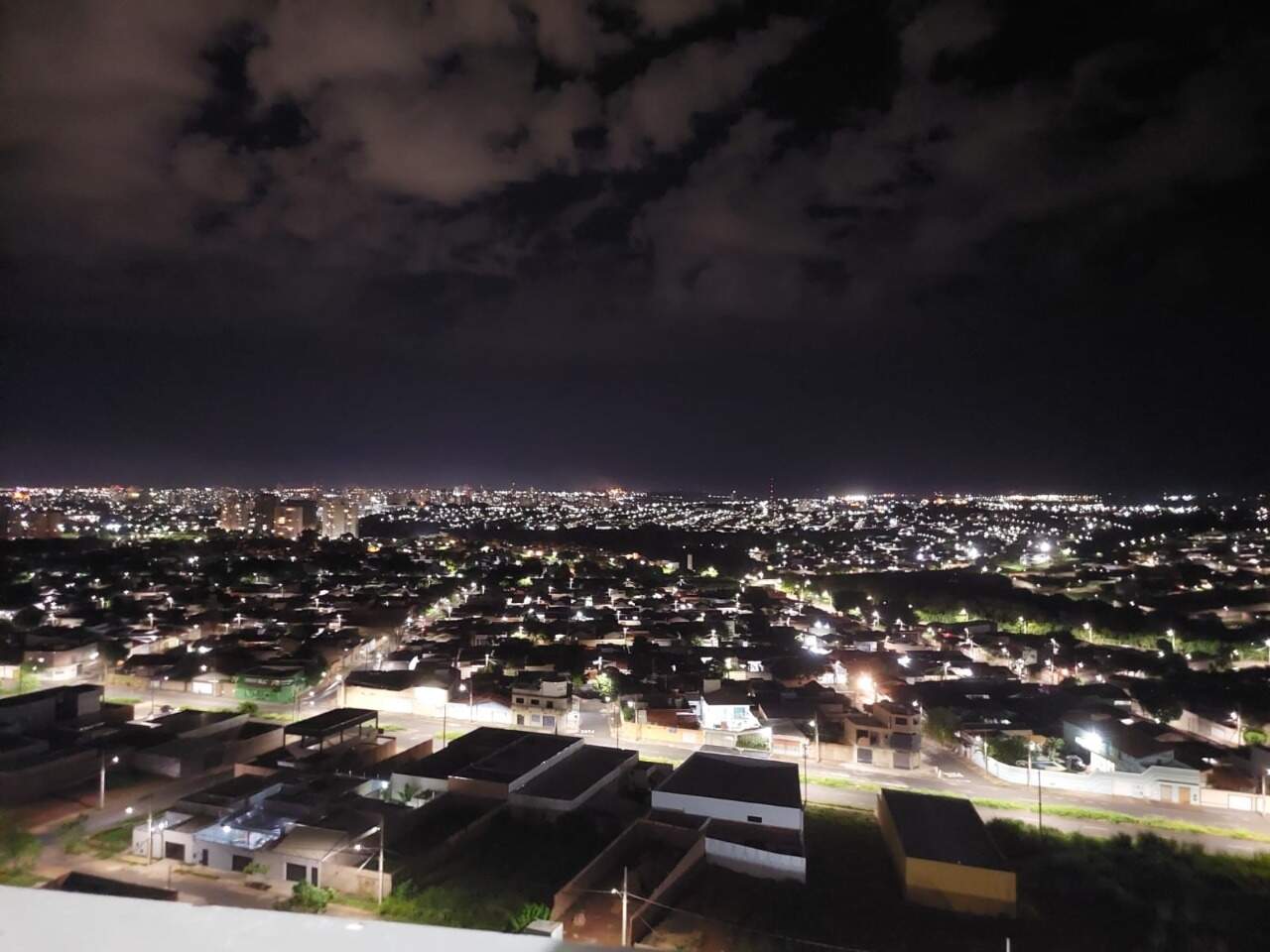 Apartamento à venda no Manoel Mendes: 
