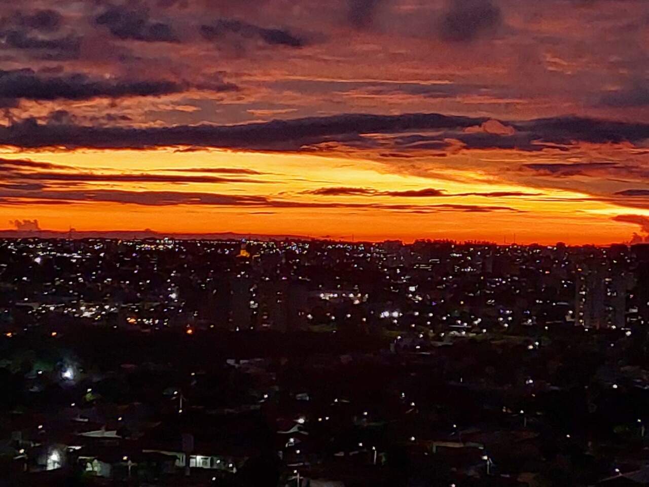 Apartamento à venda no Manoel Mendes: 