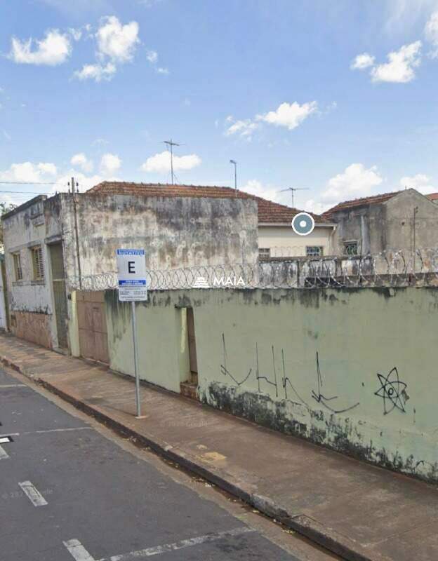 Terreno/Área à venda no São Benedito: 