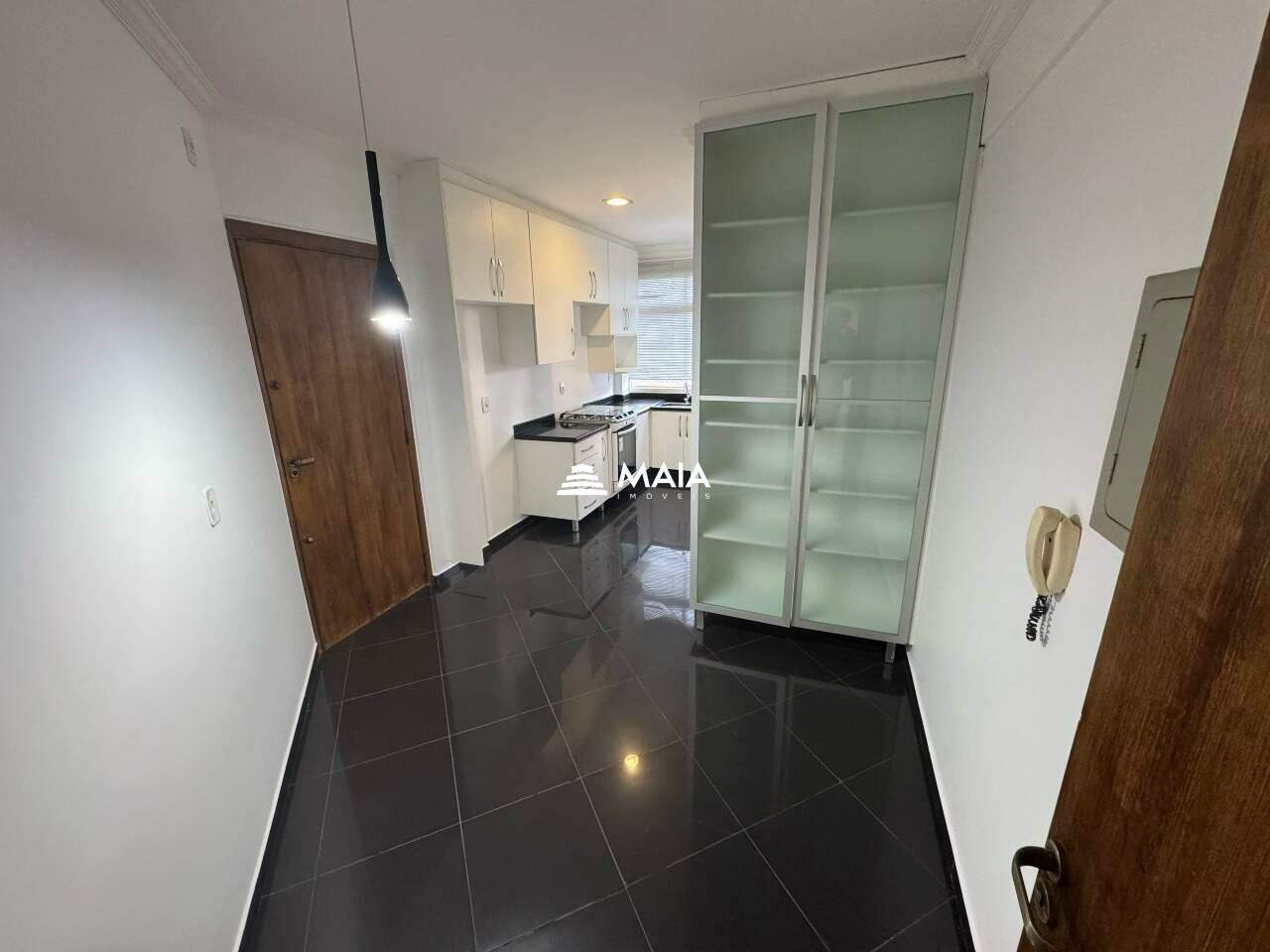 Apartamento à venda no Mercês: 