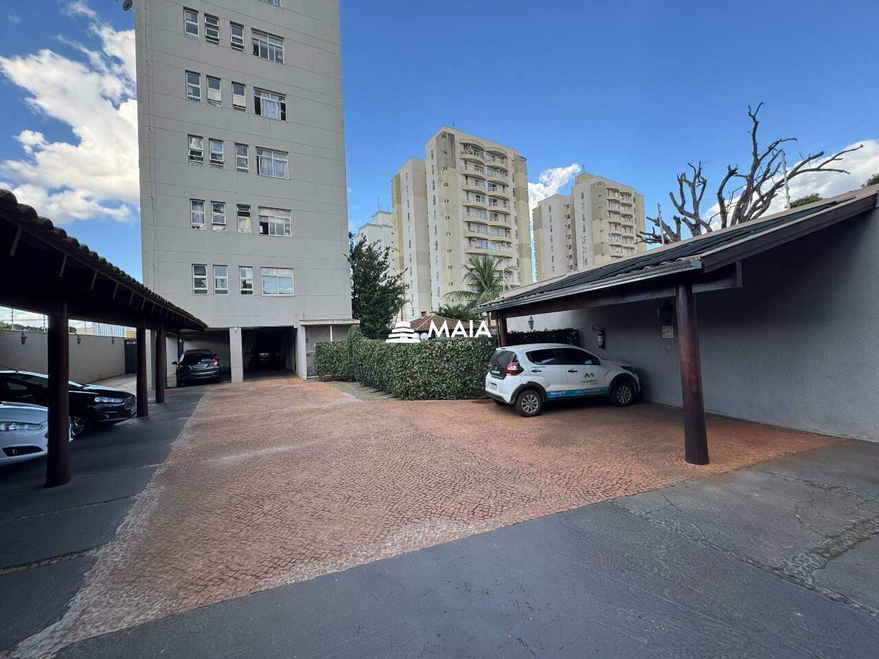 Apartamento à venda no Mercês: 