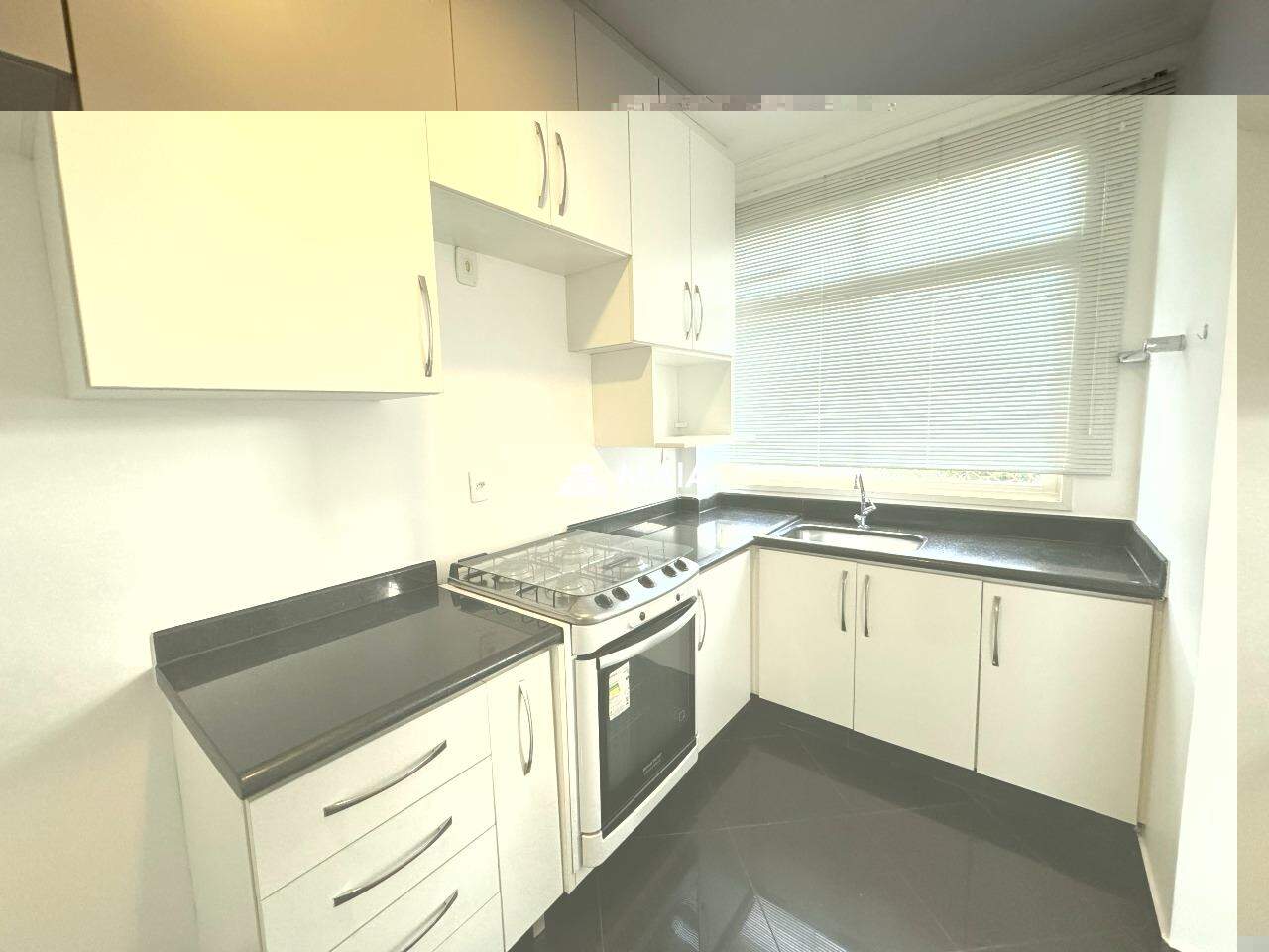 Apartamento à venda no Mercês: 