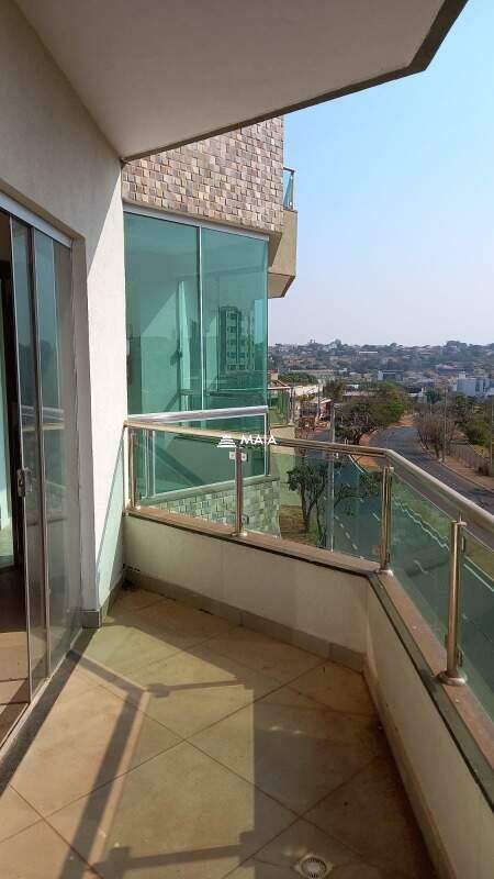 Apartamento à venda no Jardim do Lago: 