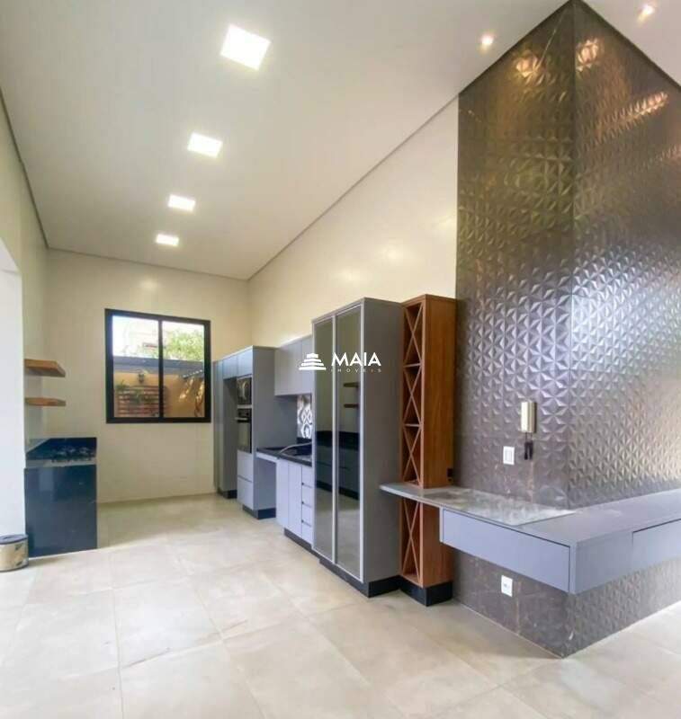 Casa de Condomínio à venda no Estância dos Ipês: 