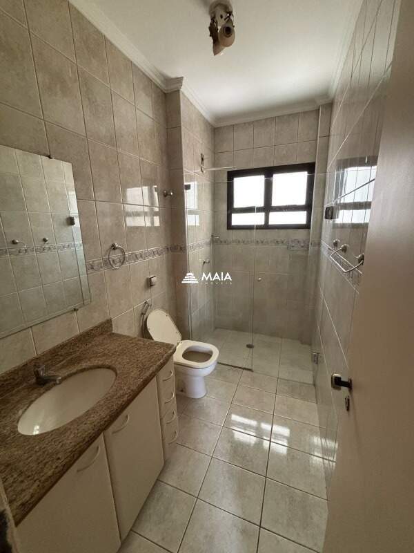 Apartamento à venda no Mercês: 