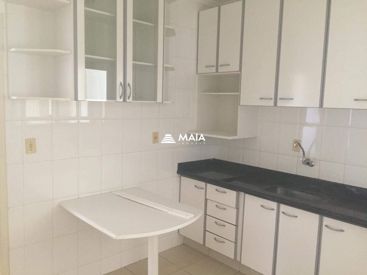 Apartamento à venda no Mercês: 