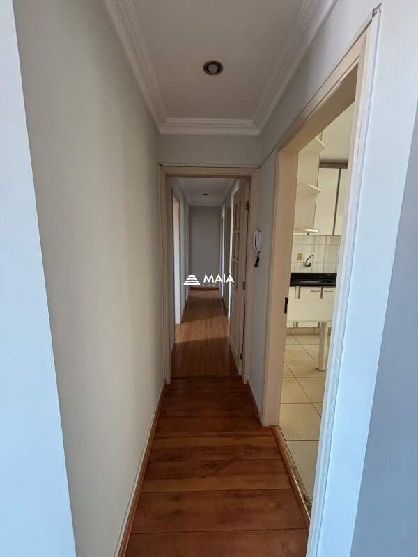 Apartamento à venda no Mercês: 